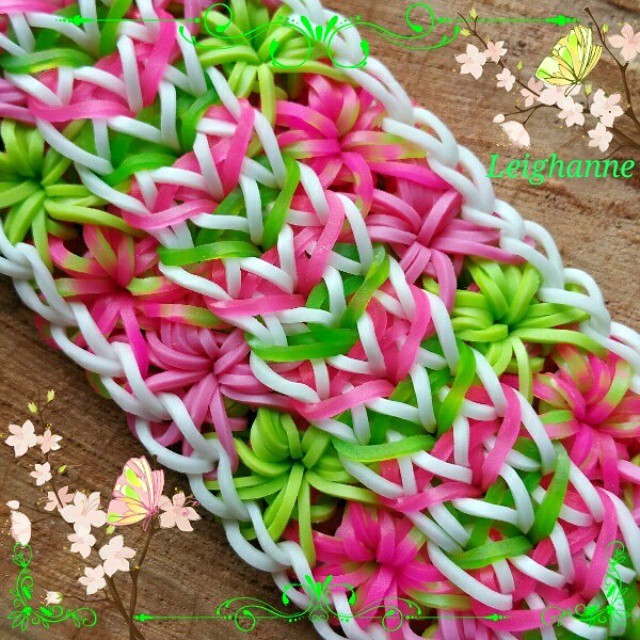 Плетение браслетов из резинок Rainbow Loom